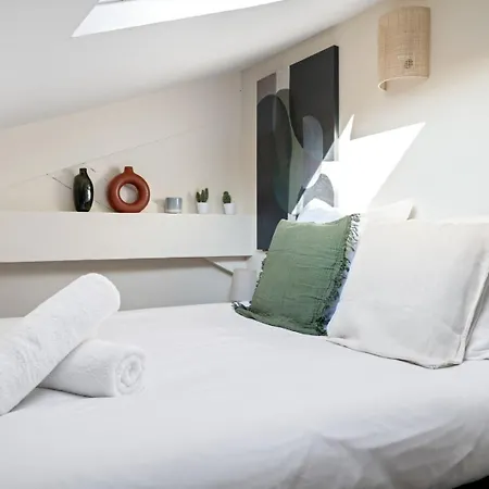 Apartmán Charming & Bright Cozy Retreat On Port *
