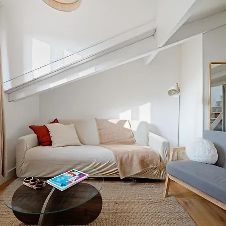 Apartmán Charming & Bright Cozy Retreat On Port *